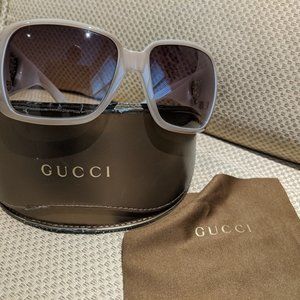 Gucci 3058/S Sunglasses with Gold Heart